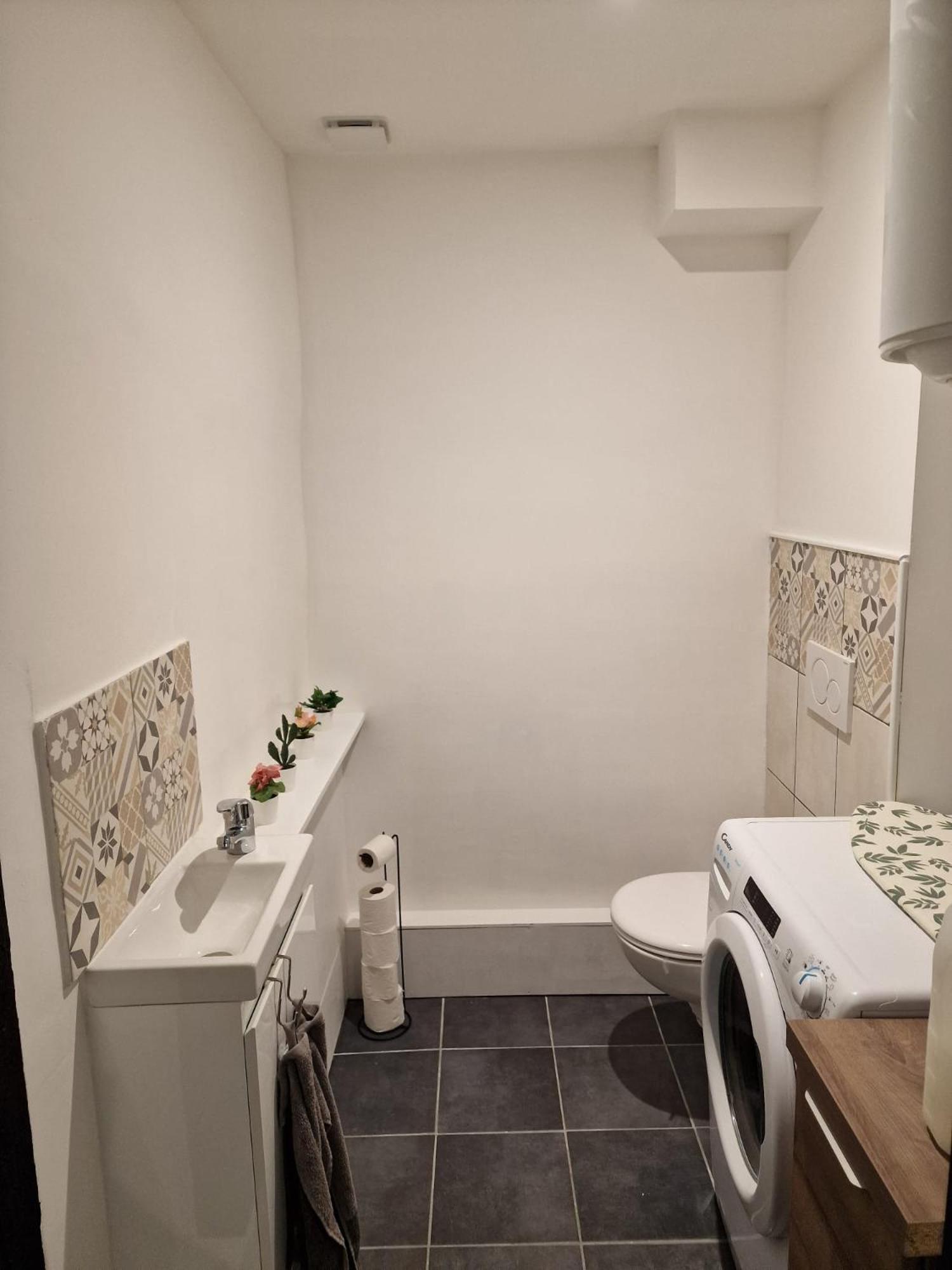 Comme A La Maison Gannat Exterior foto
